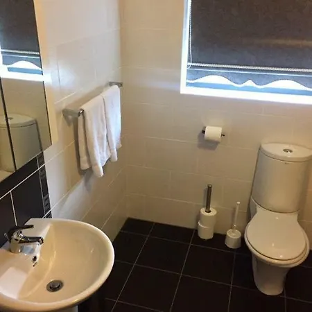 Semesterbostad Leghowney House *